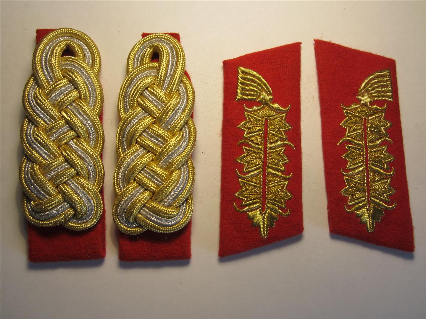 WW2 German WH General's Collar Tabs & Sholder Boards